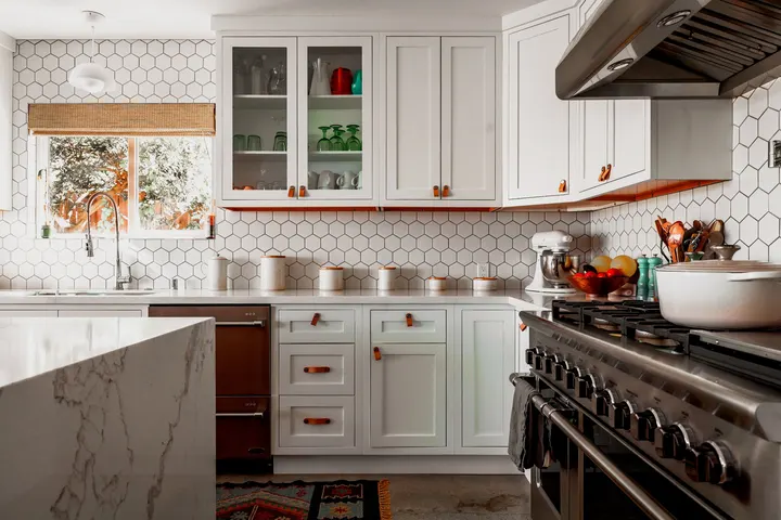 Adeo Cabinets, LLC: buying kitchen cabinets project photo, Rockville, MD