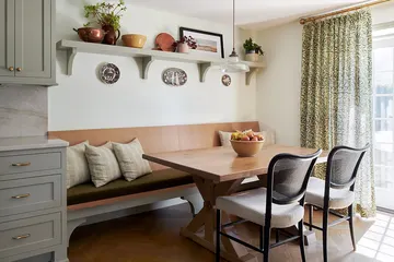 Airy Kitchens: kitchen and bath showrooms project photo, Philadelphia, PA