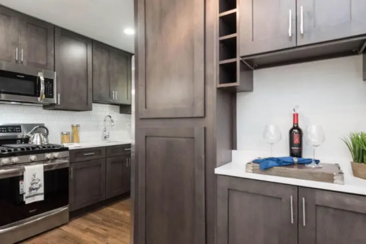 ASE Modern: countertops project photo, College Park, MD