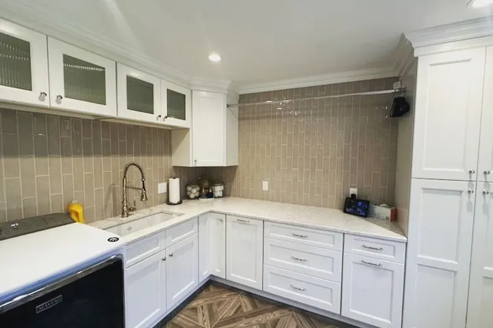 BCG Granite: countertops project photo, Hackensack, NJ