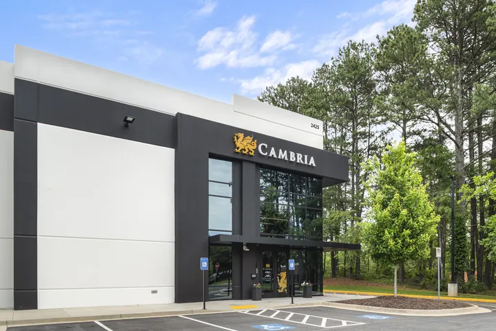 Cambria Sales and Distribution Center Showroom: countertops project photo, Duluth, GA