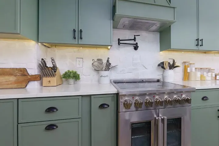 Elite Remodeling: kitchen remodeling project photo, Douglasville, GA