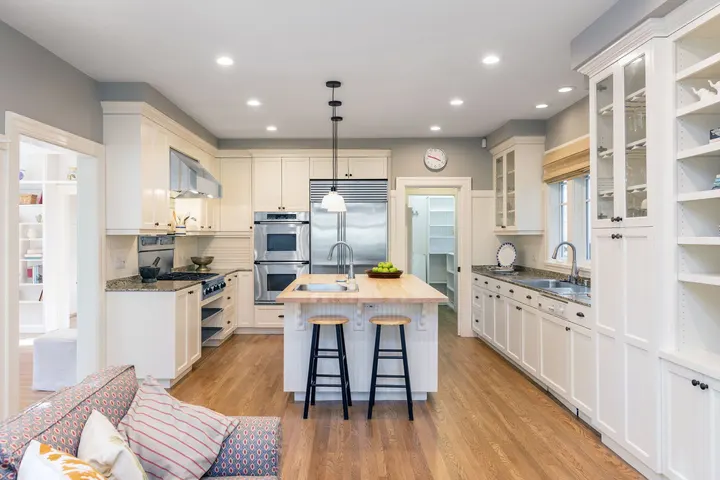 EPI: kitchen and bath showrooms project photo, Stockbridge, GA