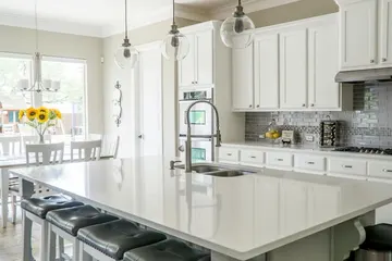 GBC Kitchen and Bath: kitchen and bath showrooms project photo, Alexandria, VA