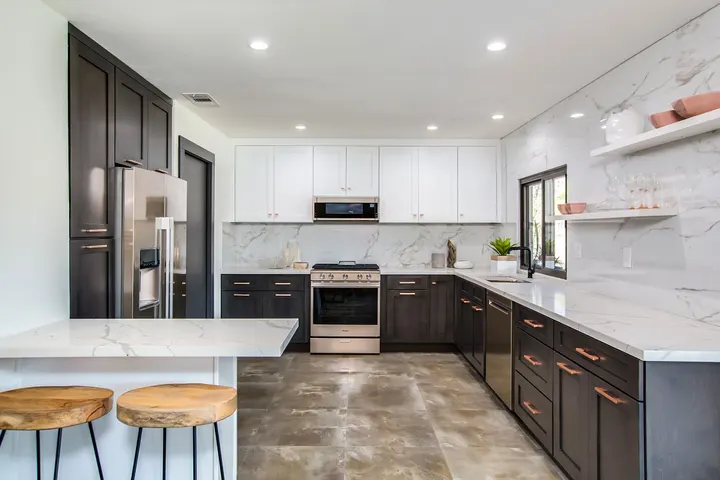 Gold Kitchen Cabinets & Granite Quartz Countertops: buying kitchen cabinets project photo, Vienna, VA