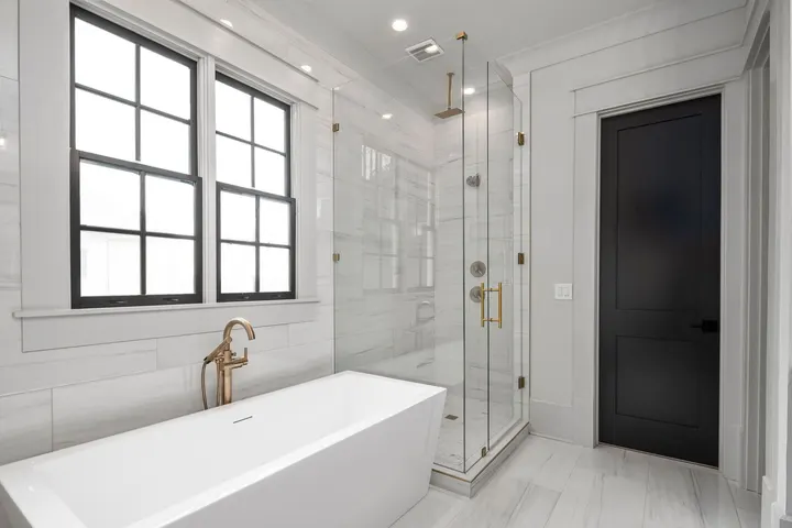 K&M Floors Douglasville: bathroom remodeling project photo, Douglasville, GA