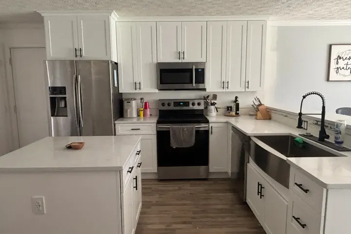 Mid Atlantic Contractors Corporation of Maryland: kitchen remodeling project photo, Huntingtown, MD
