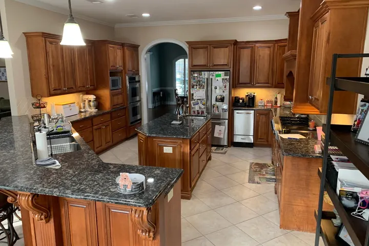 R Lucas Construction & Design LLC: kitchen remodeling project photo, Columbus, GA