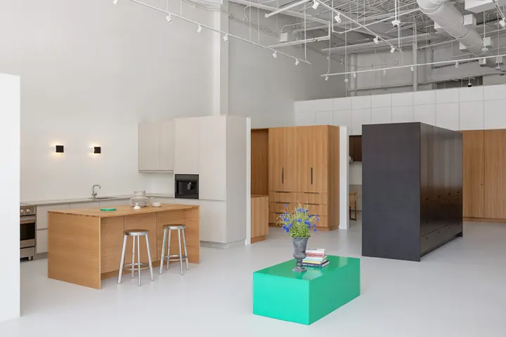 Reform Showroom Philadelphia: kitchen and bath showrooms project photo, Philadelphia, PA