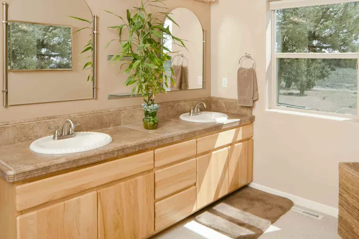 Synergy Cabinets: buying kitchen cabinets project photo, Annandale, VA