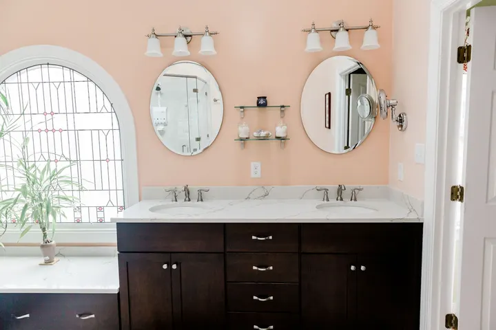 Tailor Made Kitchens & Baths: kitchen remodeling project photo, Midlothian, VA