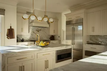 The Designery Atlanta: kitchen and bath showrooms project photo, Atlanta, GA