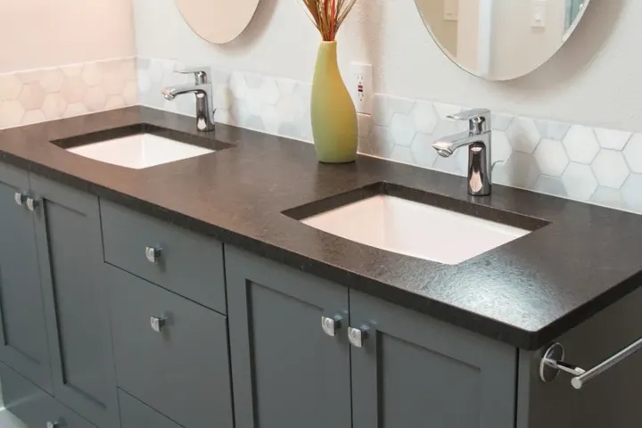 Top Gun Applied Surfaces: countertops project photo, Norcross, GA