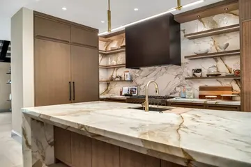 UMI Stone | The Source: countertops project photo, Midlothian, VA