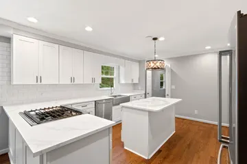 Waldorf Cabinets: buying kitchen cabinets project photo, Fort Washington, MD
