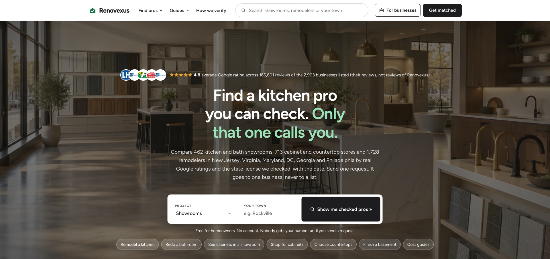 The Renovexus homepage, where homeowners compare kitchen and bath businesses by license checks and ratings
